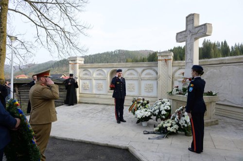 Comemorarea românilor uciși în Masacrul de la Fântâna Albă Poza 290553
