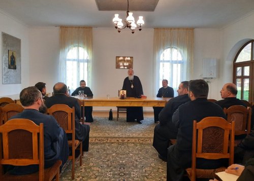 Cursuri de îndrumare duhovnicească la Mănăstirea Rebra-Parva Poza 291588