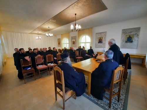 Cursuri de îndrumare duhovnicească la Mănăstirea Rebra-Parva Poza 291589