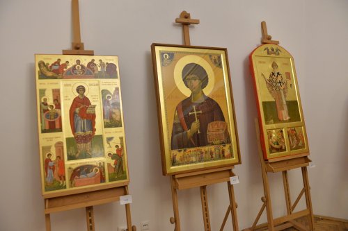 Au fost evaluate lucrările înscrise la concursul „Icoana ortodoxă - lumina credinței” Poza 292251