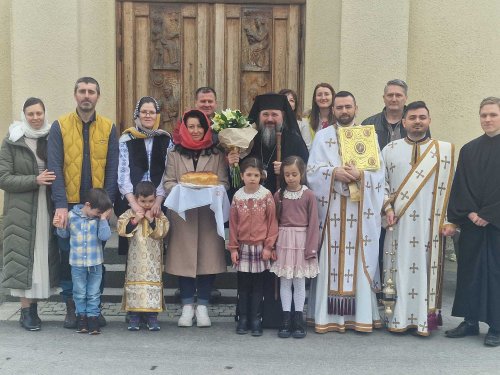 Episcopul Macarie, în vizită pastorală la comunități din Suedia Poza 292387