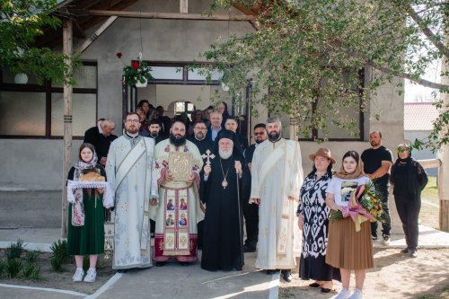 Slujire arhierească la biserica din Măgurele, județul Tulcea Poza 292393
