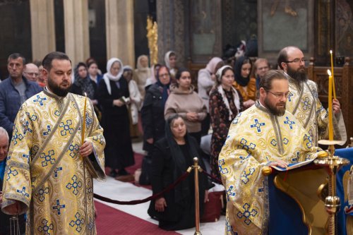 Denia Acatistului Bunei Vestiri la Catedrala Patriarhală Poza 292514