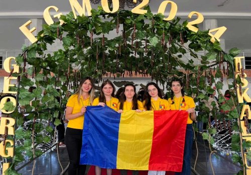 Performanţă la Olimpiada europeană de matematică pentru fete Poza 292423