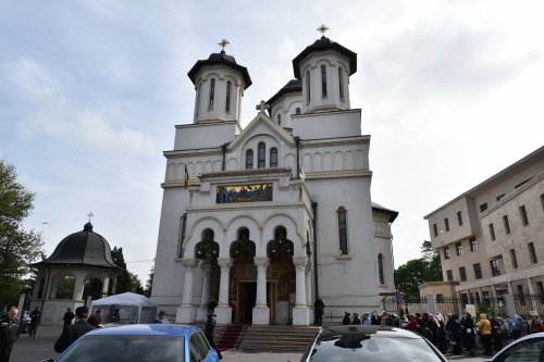 Penultima zi a pelerinajului din Arhiepiscopia Bucureștilor, în Protoieria Sector 5 Poza 292562