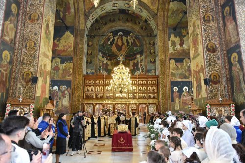 Penultima zi a pelerinajului din Arhiepiscopia Bucureștilor, în Protoieria Sector 5 Poza 292567