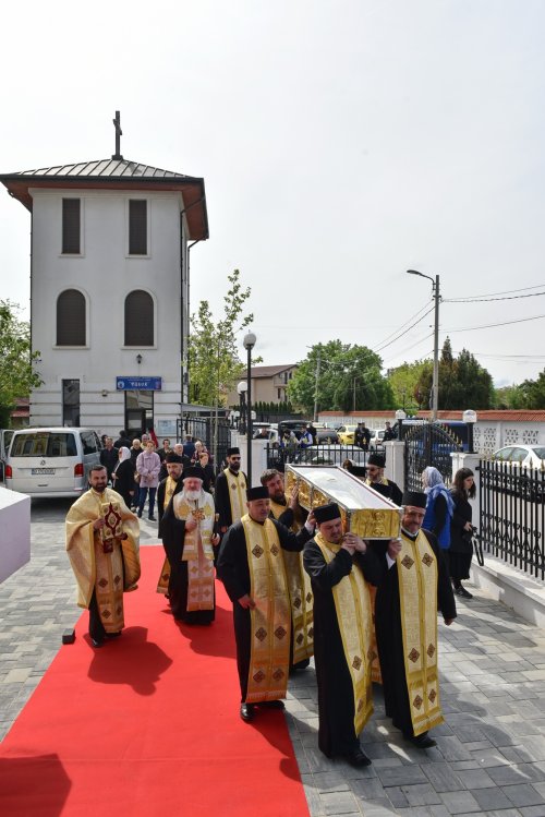 Penultima zi a pelerinajului din Arhiepiscopia Bucureștilor, în Protoieria Sector 5 Poza 292578