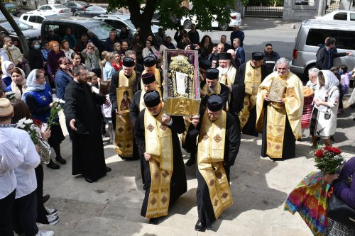 Penultima zi a pelerinajului din Arhiepiscopia Bucureștilor, în Protoieria Sector 5 Poza 292589
