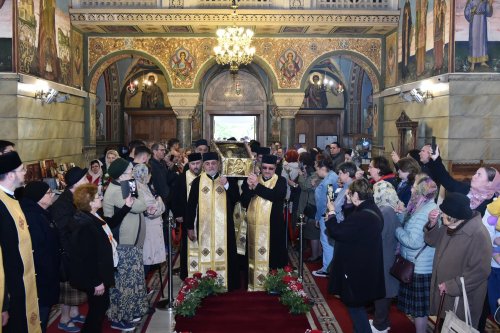 Penultima zi a pelerinajului din Arhiepiscopia Bucureștilor, în Protoieria Sector 5 Poza 292590