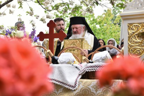 Penultima zi a pelerinajului din Arhiepiscopia Bucureștilor, în Protoieria Sector 5 Poza 292615
