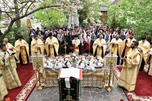 Penultima zi a pelerinajului din Arhiepiscopia Bucureștilor, în Protoieria Sector 5 Poza 292616