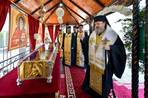 Sfântul Dimitrie cel Nou și-a încheiat călătoria în Arhiepiscopia Bucureștilor Poza 292758