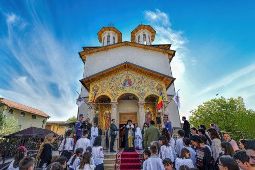Sfântul Dimitrie cel Nou și-a încheiat călătoria în Arhiepiscopia Bucureștilor Poza 292763