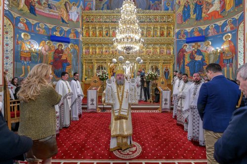 Sfântul Dimitrie cel Nou și-a încheiat călătoria în Arhiepiscopia Bucureștilor Poza 292776