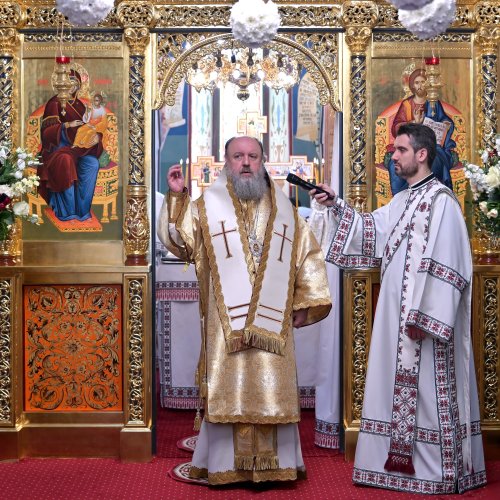 Sfântul Dimitrie cel Nou și-a încheiat călătoria în Arhiepiscopia Bucureștilor Poza 292782