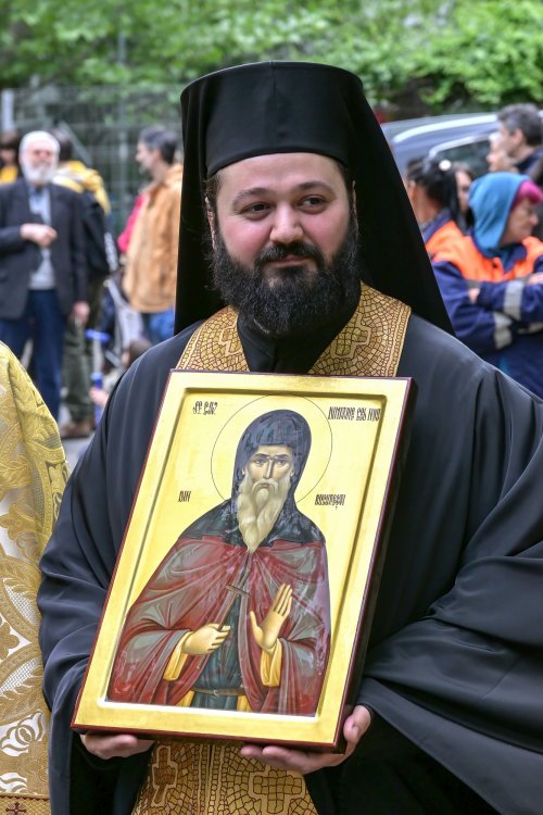 Sfântul Dimitrie cel Nou și-a încheiat călătoria în Arhiepiscopia Bucureștilor Poza 292805