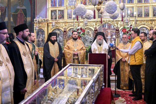 Sfântul Dimitrie cel Nou și-a încheiat călătoria în Arhiepiscopia Bucureștilor Poza 292807
