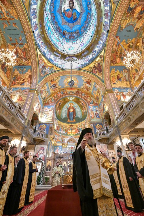 Sfântul Dimitrie cel Nou și-a încheiat călătoria în Arhiepiscopia Bucureștilor Poza 292824
