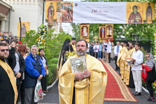 Sfântul Dimitrie cel Nou și-a încheiat călătoria în Arhiepiscopia Bucureștilor Poza 292830