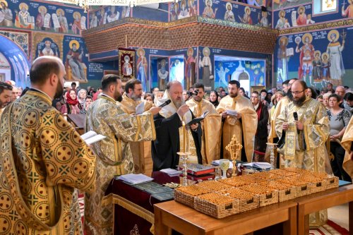 Sfântul Dimitrie cel Nou și-a încheiat călătoria în Arhiepiscopia Bucureștilor Poza 292845