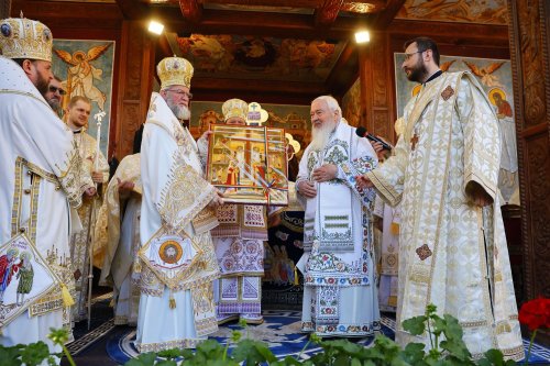 Trei decenii de arhierie sărbătoriţi de Preasfinţitul Părinte Episcop Iustin Poza 292730