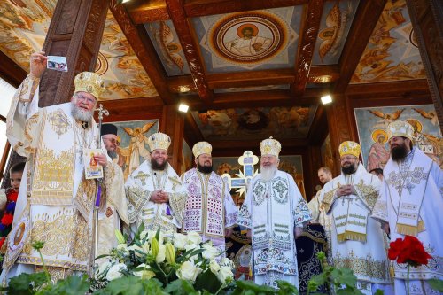 Trei decenii de arhierie sărbătoriţi de Preasfinţitul Părinte Episcop Iustin Poza 292733