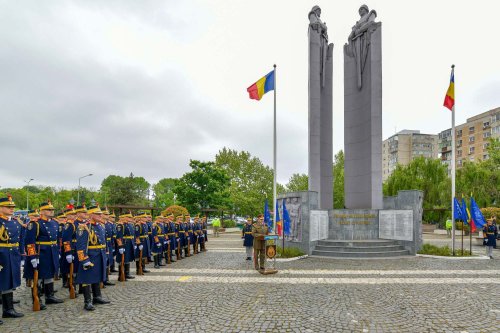 Ceremonii religioase și militare de Ziua Forțelor Terestre Române Poza 293044