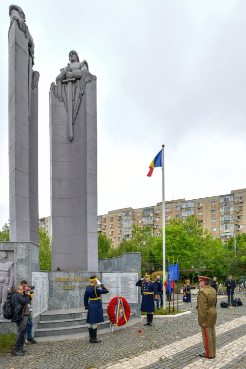 Ceremonii religioase și militare de Ziua Forțelor Terestre Române Poza 293046