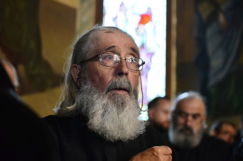 Rugăciune de laudă adusă Mucenicului Gheorghe la Mănăstirea Cernica Poza 292991