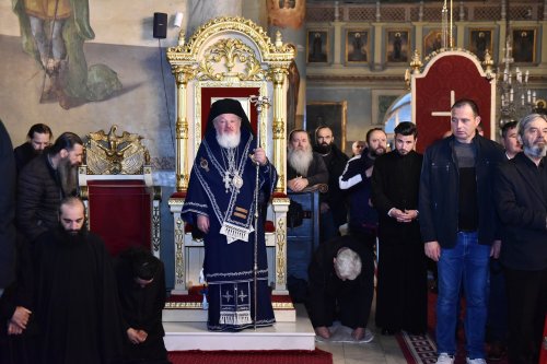 Rugăciune de laudă adusă Mucenicului Gheorghe la Mănăstirea Cernica Poza 292992