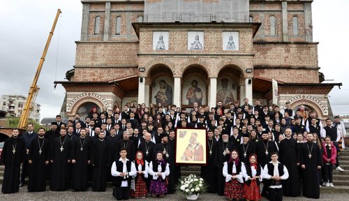 Cinstirea ocrotitorului Episcopiei Maramureșului și Sătmarului, la Baia Mare Poza 293372