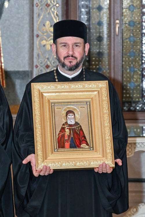 Daruri din partea Patriarhului României pentru paraclisele patriarhale Poza 293635