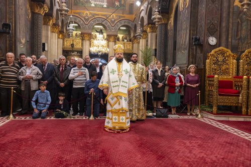 Sărbătoare cu ramuri umbroase la Catedrala Patriarhală Poza 293669