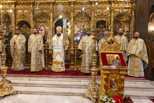 Sărbătoare cu ramuri umbroase la Catedrala Patriarhală Poza 293679