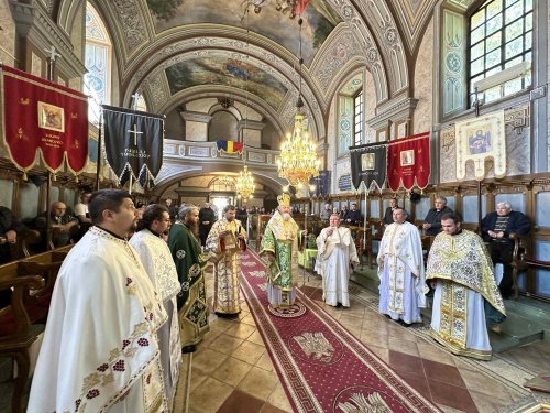 Vizită arhierească în Parohia Seleuș din Serbia Poza 293938