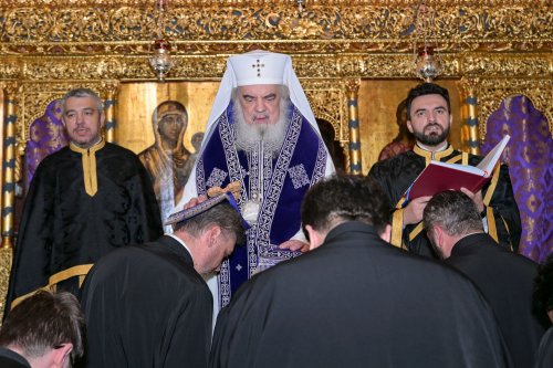 Hirotesii de noi duhovnici la Paraclisul istoric al Reședinței Patriarhale Poza 294050