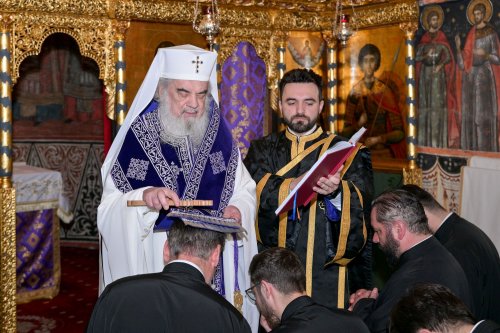 Hirotesii de noi duhovnici la Paraclisul istoric al Reședinței Patriarhale Poza 294051