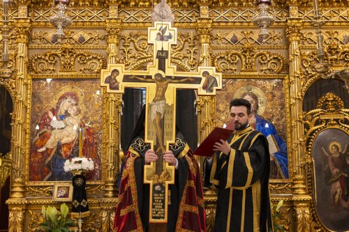 Rememorarea Pătimirilor Mântuitorului la Catedrala Patriarhală Poza 294165