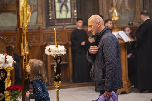 Rememorarea Pătimirilor Mântuitorului la Catedrala Patriarhală Poza 294175