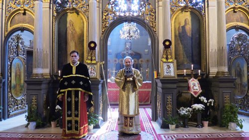Săptămâna Sfintelor Pătimiri la Catedrala Episcopală din Giula, Ungaria Poza 294144