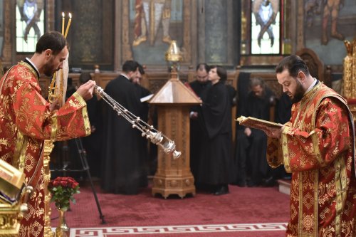 Ziua instituirii Sfintei Euharistii la Catedrala Patriarhală Poza 294106