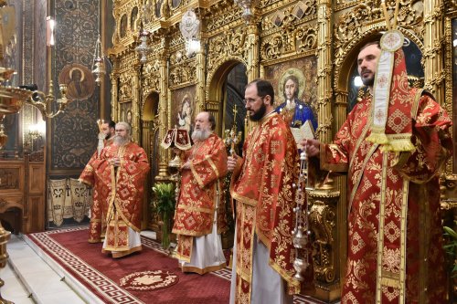 Ziua instituirii Sfintei Euharistii la Catedrala Patriarhală Poza 294114