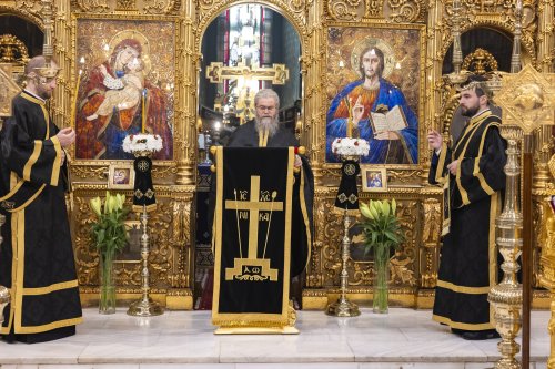 Sfântul Epitaf a fost așezat spre închinare la Catedrala Patriarhală Poza 294194