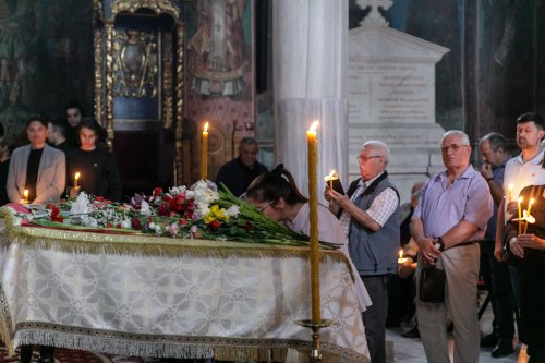 Denia Prohodului Domnului Hristos, la Mănăstirea Bărboi din Iași Poza 294321