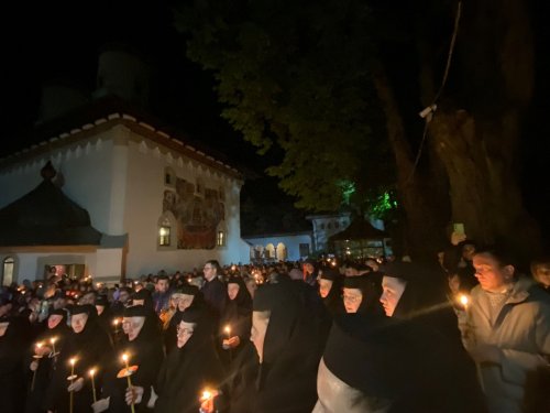 Slăvitul praznic al Învierii Domnului Hristos la Mănăstirea Văratec Poza 294628