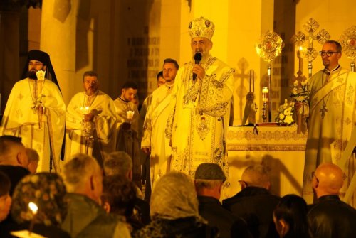 Praznicul Învierii Domnului la Alba Iulia şi Târgu Mureş Poza 294855