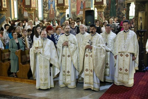 Sărbătoarea Paștelui în Episcopia Maramureşului şi Sătmarului Poza 294868