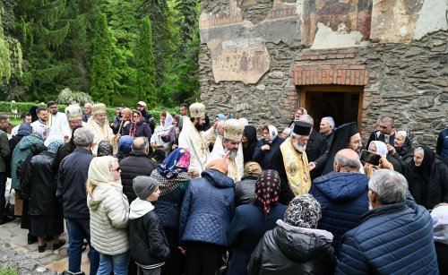 Zi de hram la Mănăstirea Prislop Poza 294881