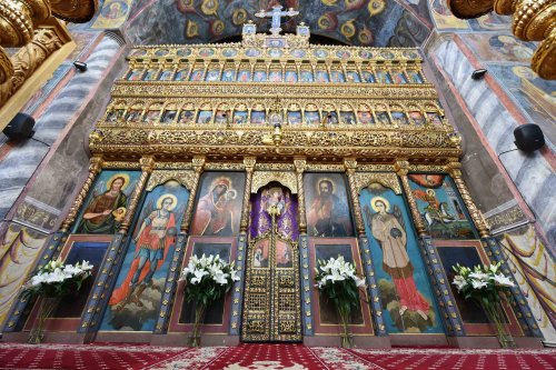 Sclipirile Luminii: Mănăstirea Nucet  Poza 294903