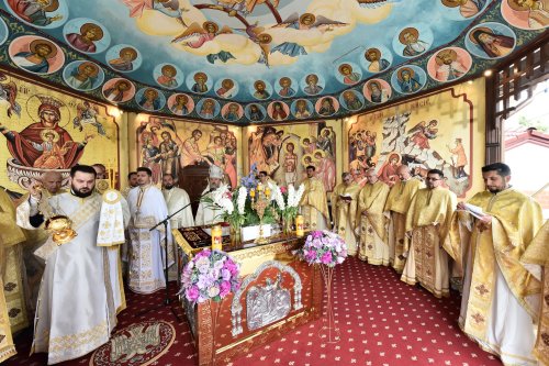 Haina sfinţeniei pentru o biserică înnoită din județul Ilfov Poza 295365